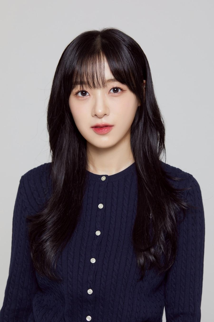 본문 이미지 - 에이프릴 출신 이진솔(220엔터테인먼트 제공)