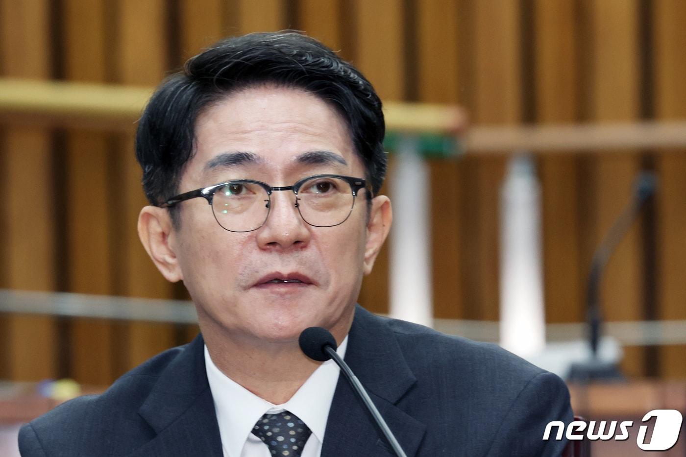 본문 이미지 - 이균용 대법원장 후보자가 19일 오전 서울 여의도 국회에서 열린 인사청문회에서 의원 질의에 답하고 있다. 2023.9.19/뉴스1 ⓒ News1 황기선 기자