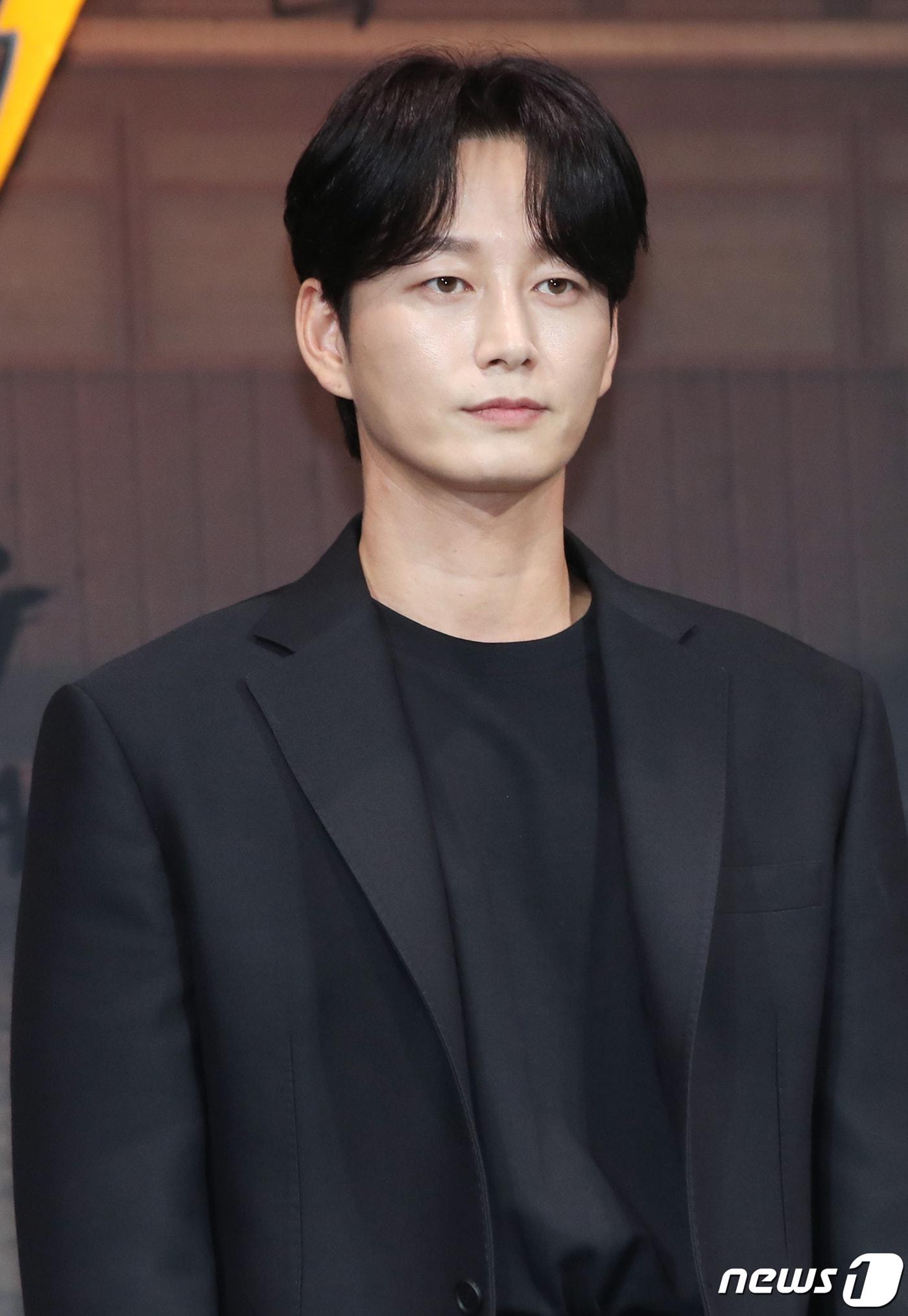 본문 이미지 - 배우 이현욱 ⓒ News1