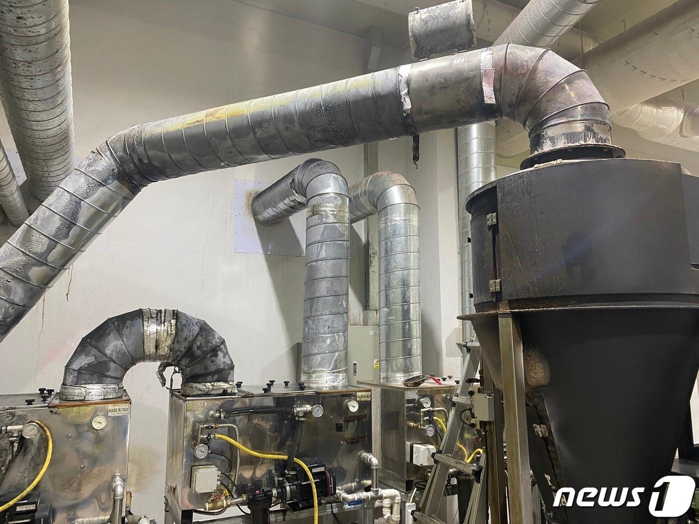 본문 이미지 - 화재 현장.(부산소방재난본부 제공)