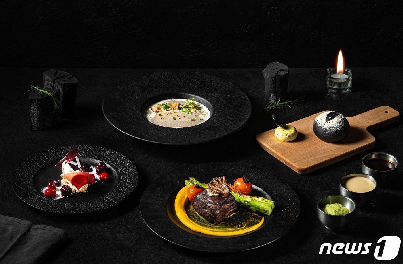 레스토랑 차르(CHARR) 런치 코스 메뉴(라이즈 호텔 제공)