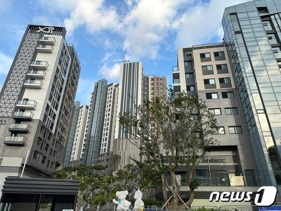 본문 이미지 - 서울 동작구 흑석리버파크자이 아파트 단지 전경. ⓒ News1