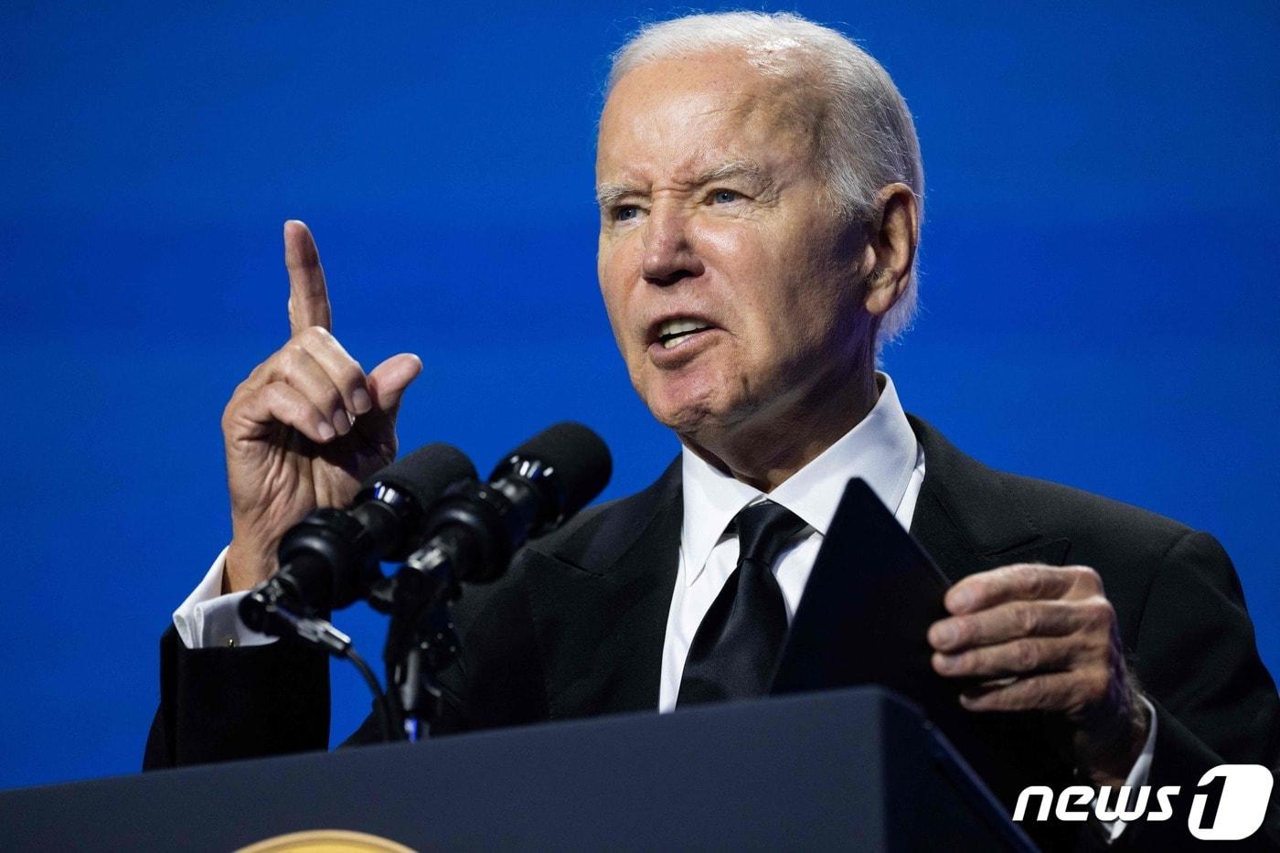 내년 대선인데…바이든 부정평가 56%로 취임 이후 최고 - 뉴스1