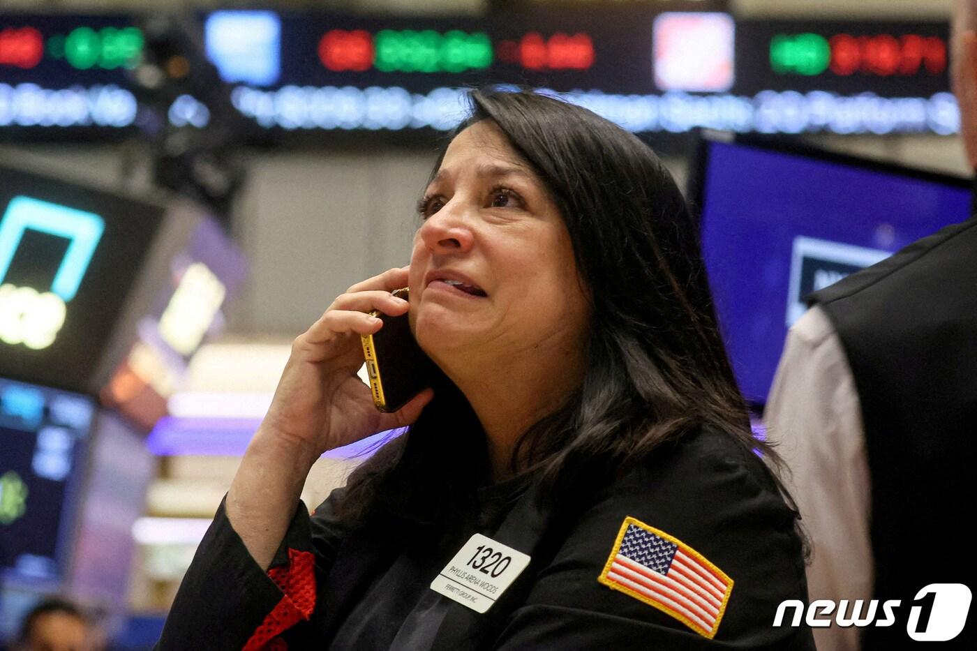 뉴욕증권거래소의 한 트레이더 ⓒ 로이터=뉴스1