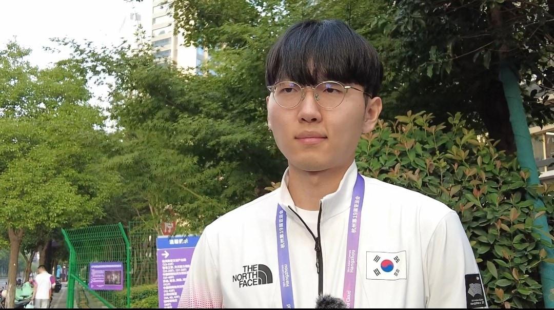 본문 이미지 - 항저우 아시안게임 조별리그에서 5연승을 기록한 싡진서 9단(한국기원 제공)