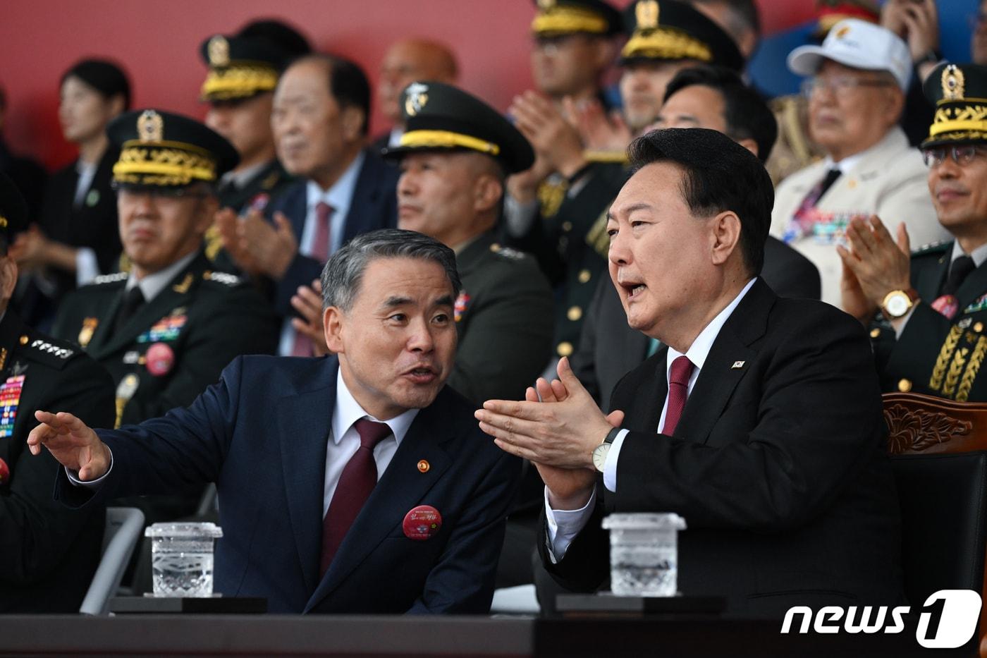 윤석열 전 대통령과 이종섭 전 국방부 장관. 2023.9.26/뉴스1 ⓒ News1 오대일 기자 &#40;대통령실 제공&#41; 