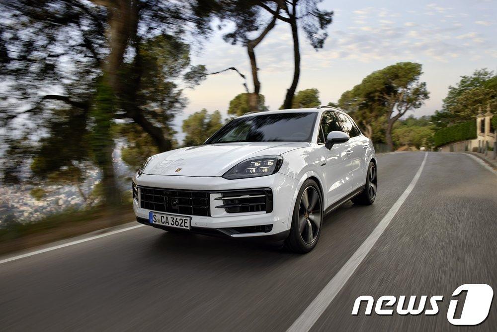 본문 이미지 - 신형 카이엔 S E-하이브리드.(포르쉐코리아 제공)ⓒ 뉴스1