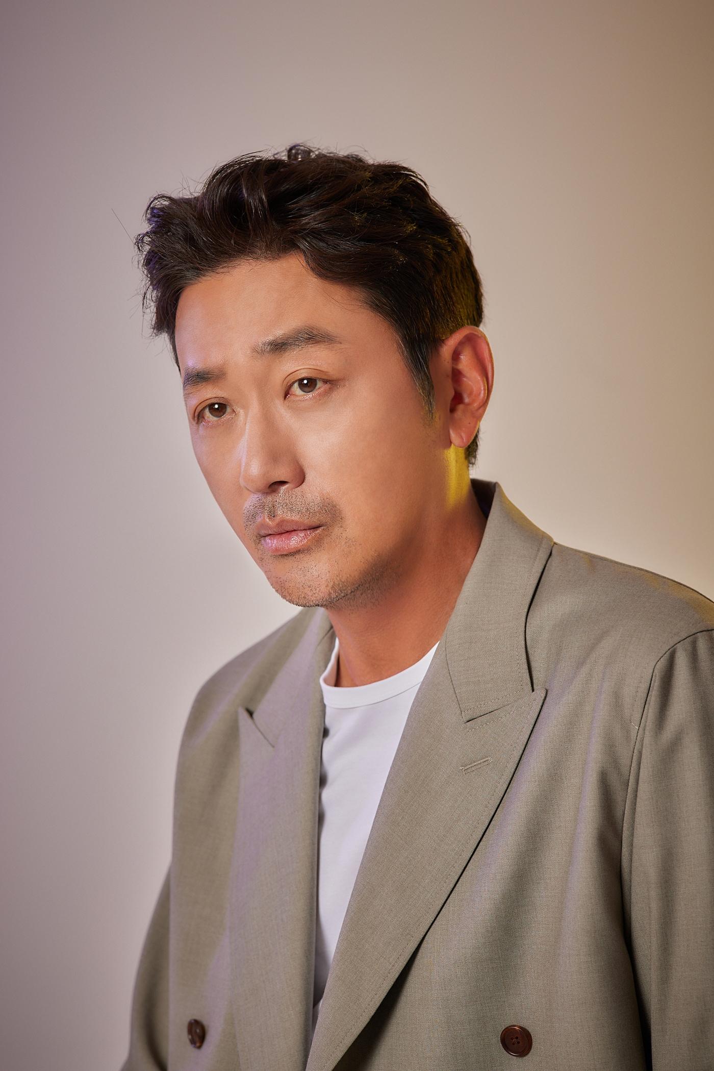 본문 이미지 - 하정우 / 롯데엔터테인먼트