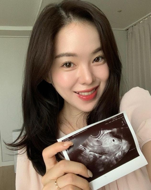 본문 이미지 - 유튜버 하늘 인스타그램 갈무리