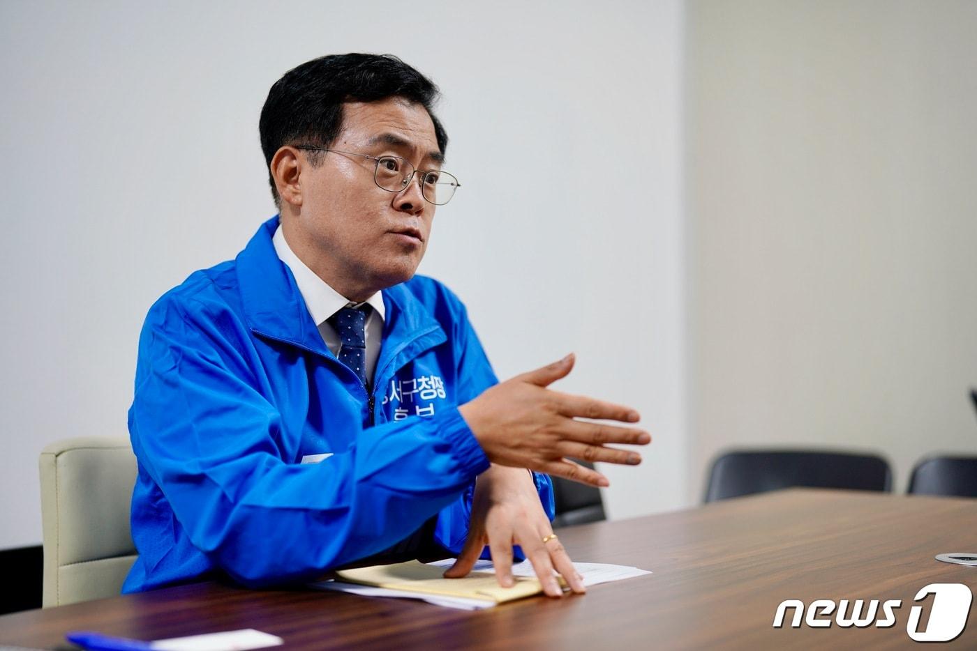 진교훈 더불어민주당 서울 강서구청장 후보가 26일 강서구 캠프 사무실에서 뉴스1과 인터뷰를 하고 있다. 2023.09.26/뉴스1 @News1