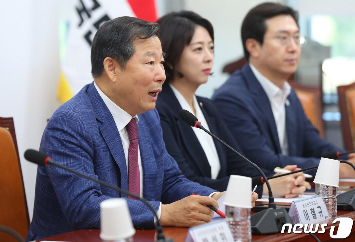 본문 이미지 - 이철규 국민의힘 강서구청장 보궐선거 공천관리위원장이 8일 오전 서울 여의도 국회에서 열린 '국민의힘 강서구청장 보궐선거 공천관리위원회' 1차회의에서 발언을 하고 있다. 2023.9.8/뉴스1 ⓒ News1 송원영 기자