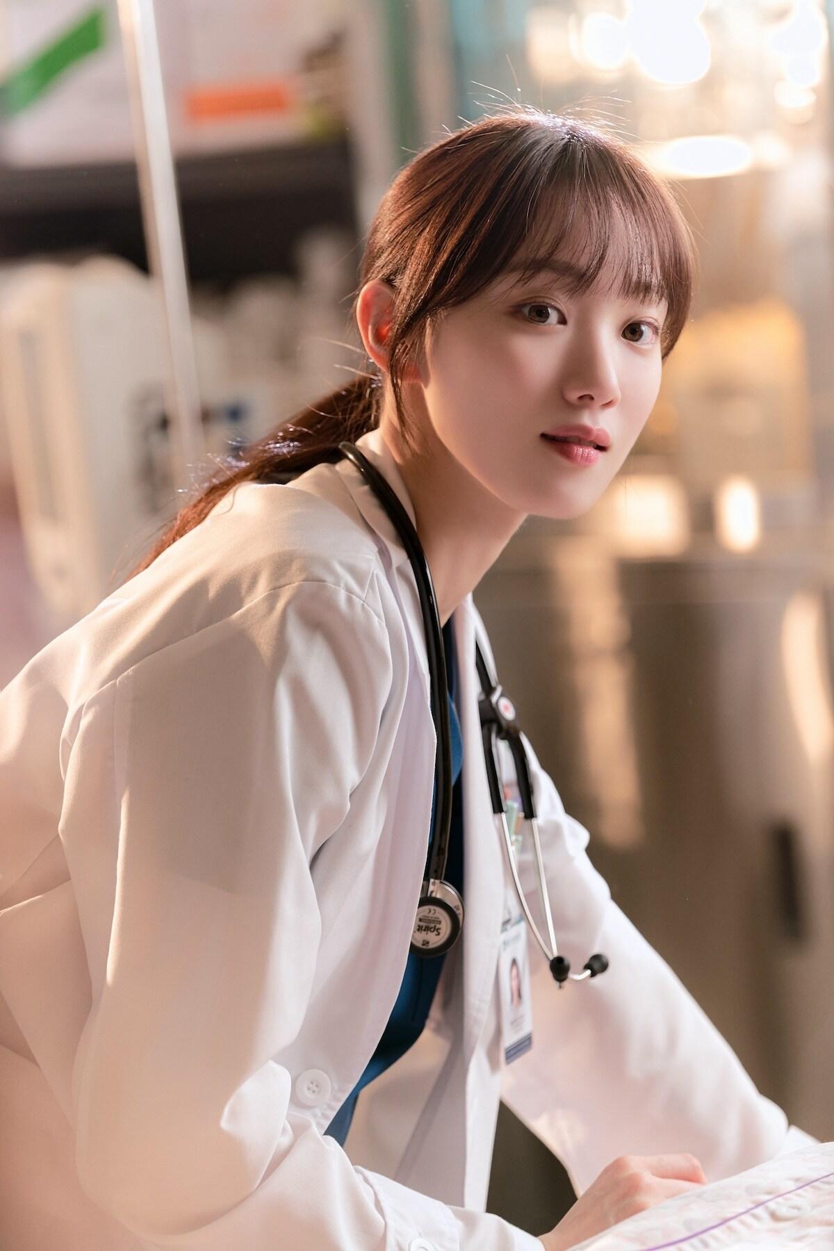 본문 이미지 - 배우 이성경 / YG엔터테인먼트 제공