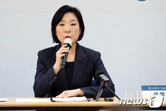 본문 이미지 - 오영주 중소벤처기업부 장관이 11일 서울 여의도 중소기업중앙회에서 열린 중소벤처기업부 2024 주요정책 브리핑에서 인사말하고 있다. 2024.1.11/뉴스1 ⓒ News1 이승배 기자