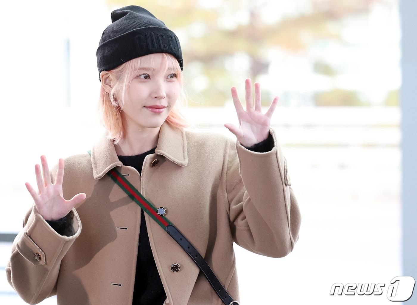 본문 이미지 - 가수 겸 배우 아이유ⓒ News1 김진환 기자