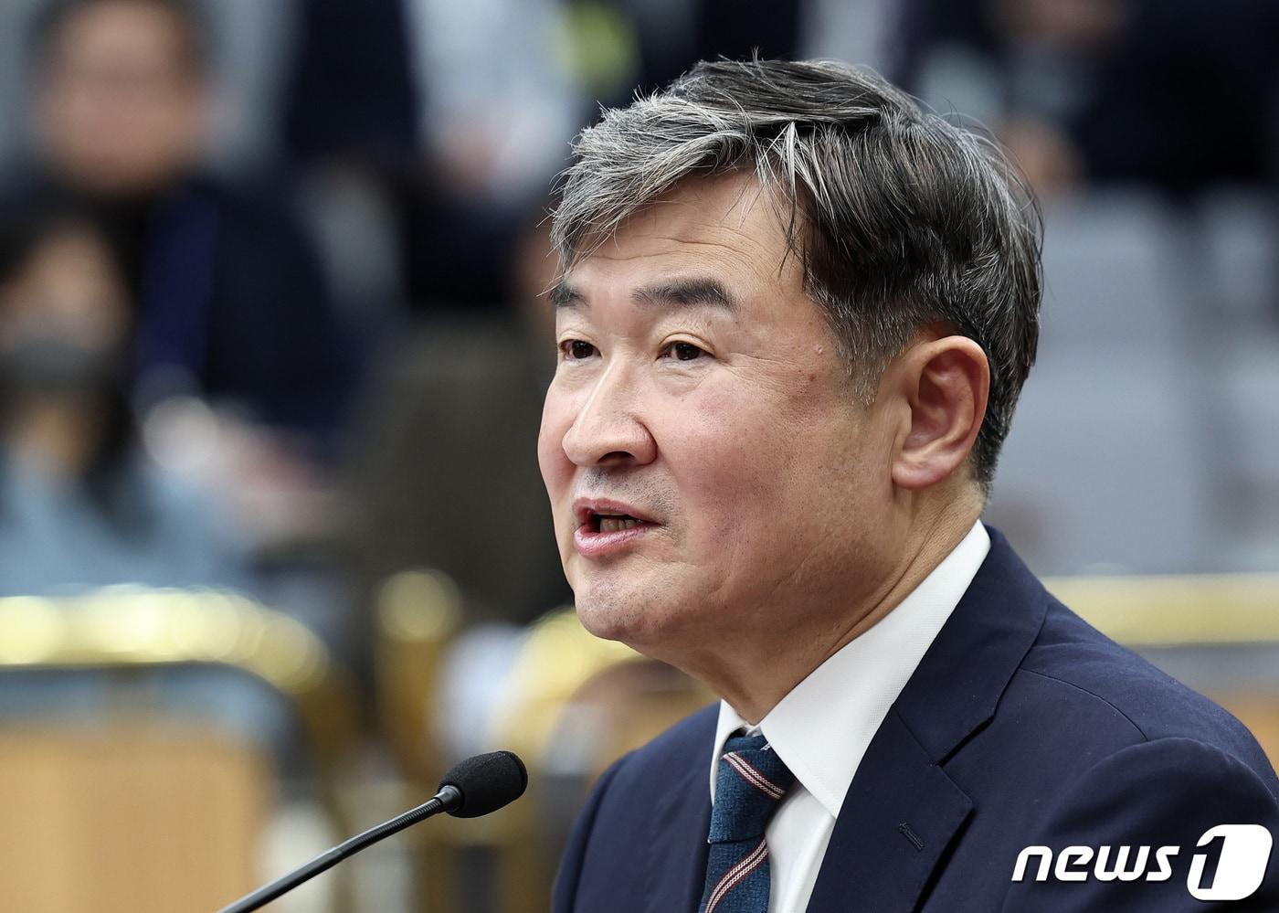 본문 이미지 - 조태용 국가정보원장 후보자가 11일 오전 서울 여의도 국회 정보위원회에서 열린 인사청문회에서 질의에 답변하고 있다. 2024.1.11/뉴스1 ⓒ News1 구윤성 기자