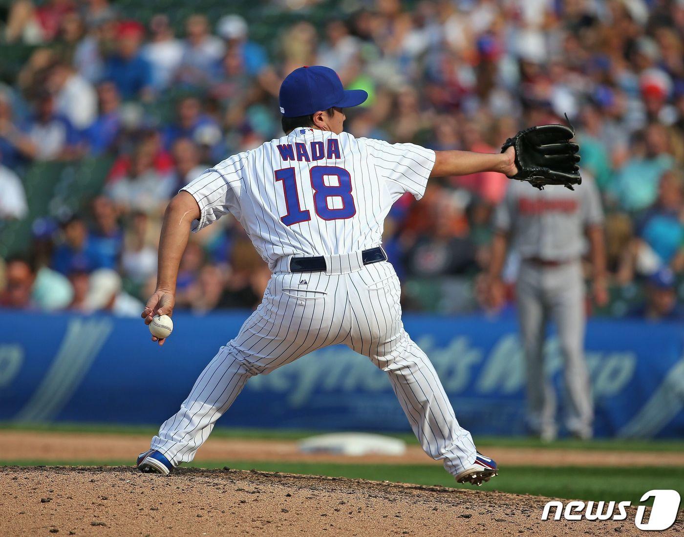 본문 이미지 - 소프트뱅크 호크스 와다 쓰요시. 사진은 메이저리그 시카고 컵스 시절의 모습. ⓒ AFP=뉴스1