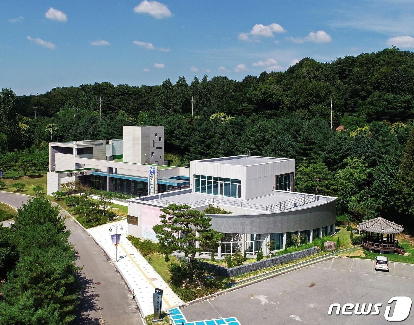 본문 이미지 - 진천군립생거판화미술관.(진천군 제공)/뉴스1