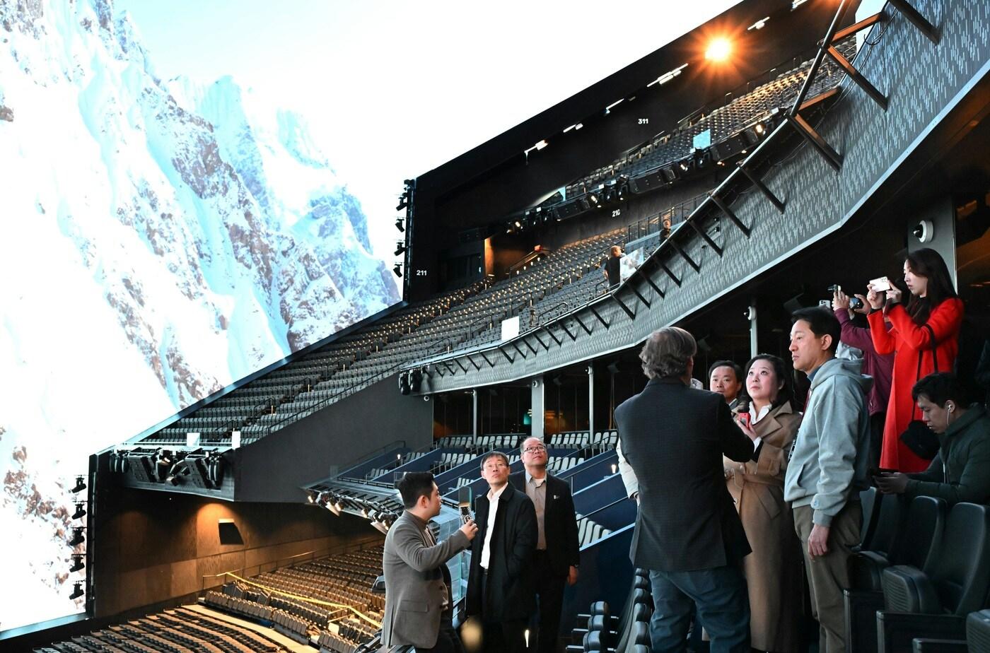 오세훈 서울시장이 지난 11일 오후 6시(현지시간) 라스베이거스에 위치한 세계 최대의 구형 공연장 'MSG 스피어'를 방문했다. (서울시 제공)
