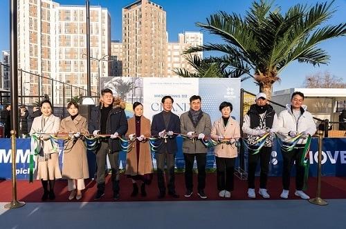 본문 이미지 - 13일 필드홀딩스가 첫 테니스 프랜차이즈 'MMOVE Tennis 천안점'을 오픈했다. / 사진제공=필드홀딩스