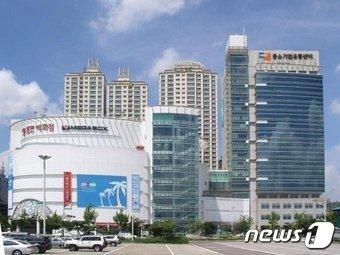 본문 이미지 - 행복한백화점 전경 (중기유통센터 제공)