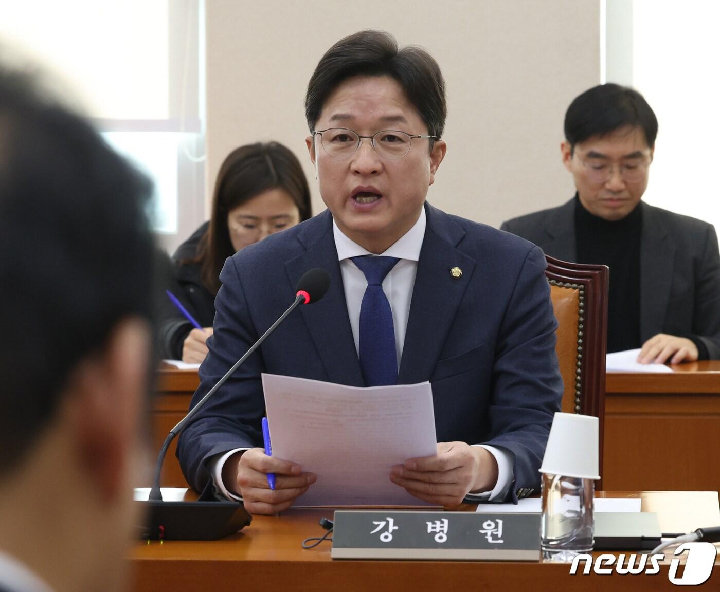 본문 이미지 - 강병원 더불어민주당 의원  2024.1.16/뉴스1 ⓒ News1 송원영 기자