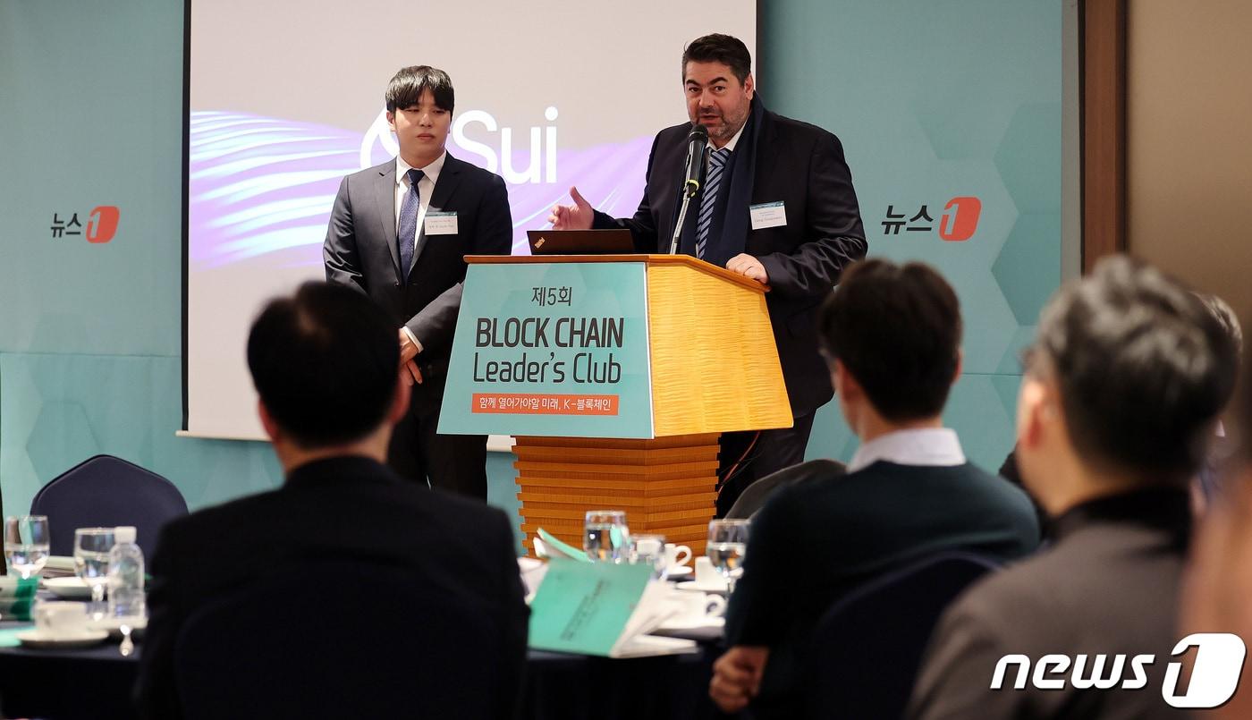그렉 시우루니스 수이 재단 매니징 디렉터가 17일 서울 소공동 롯데호텔에서 열린 제5회 뉴스1 블록체인 리더스클럽에서 주제발표를 하고 있다. 2024.1.17/뉴스1 ⓒ News1 박지혜 기자