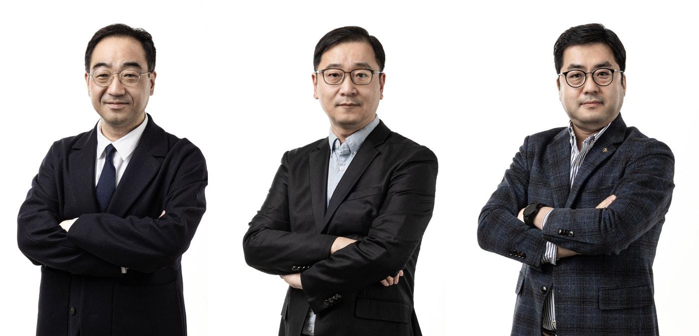 본문 이미지 - (왼쪽부터)이승욱 글로벌사업본부장, 민경덕 패션뷰티사업본부장,권민수 옴니플러스사업본부장(위메프 제공)/