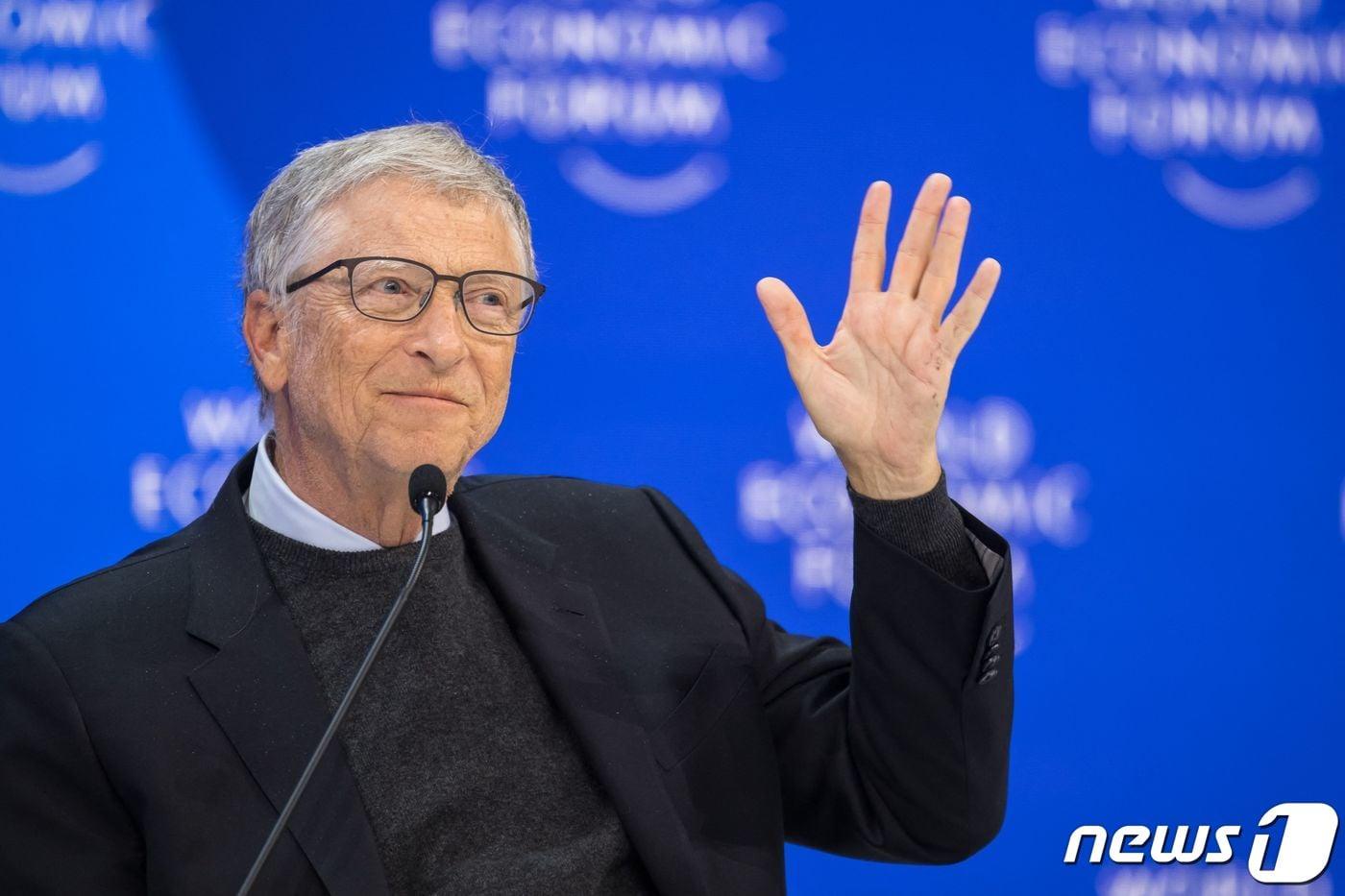 빌 게이츠 마이크로소프트(MS) 창업자가 17일(현지시각) 스위스 다보스에서 열린 세계경제포럼(WEF)에 참석을 하고 있다. 2024.1.18 ⓒ AFP=뉴스1 ⓒ News1 우동명 기자