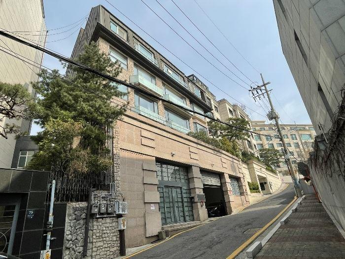 본문 이미지 - 서울 서초구 방배동 일대 고급빌라 전경(지지옥션).