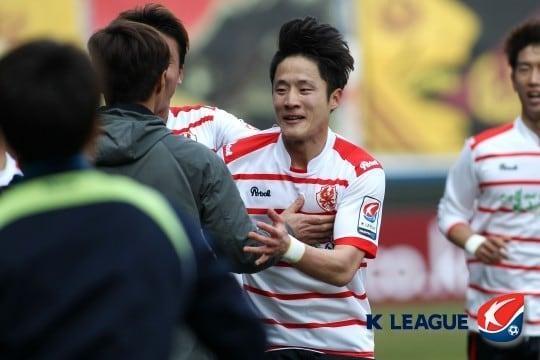 본문 이미지 - 광주 시절의 김호남(한국프로축구연맹 제공) 