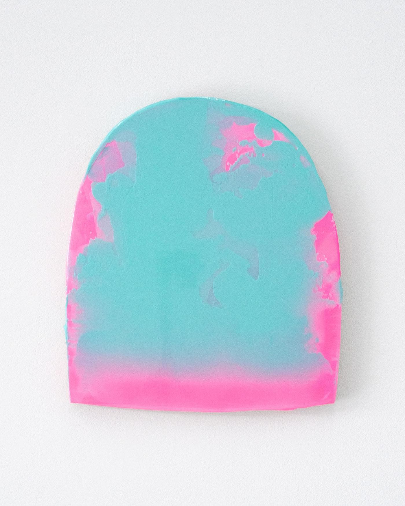 본문 이미지 - 닉 슐라이커 Nick Schleicher, MP1-IS3, 2023, Acrylic, glazing medium, phosphorescent, fluorescent and iridescent pigments on linen wrapped panel, 17 x 15in &#40;43.2 x 38.1cm&#41;. 갤러리JJ 제공.