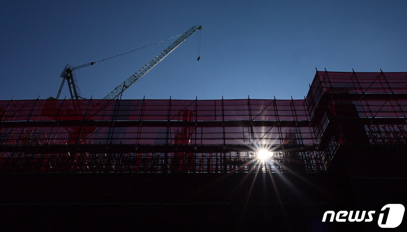 골조 공정이 중단된 서울의 한 공사장. (자료사진) 2024.1.24/뉴스1 ⓒ News1 김도우 기자