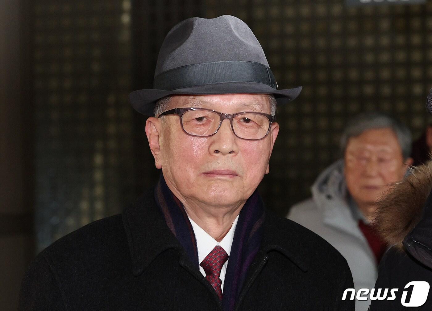 본문 이미지 - 김기춘 전 청와대 비서실장. 2024.1.24/뉴스1 ⓒ News1 장수영 기자