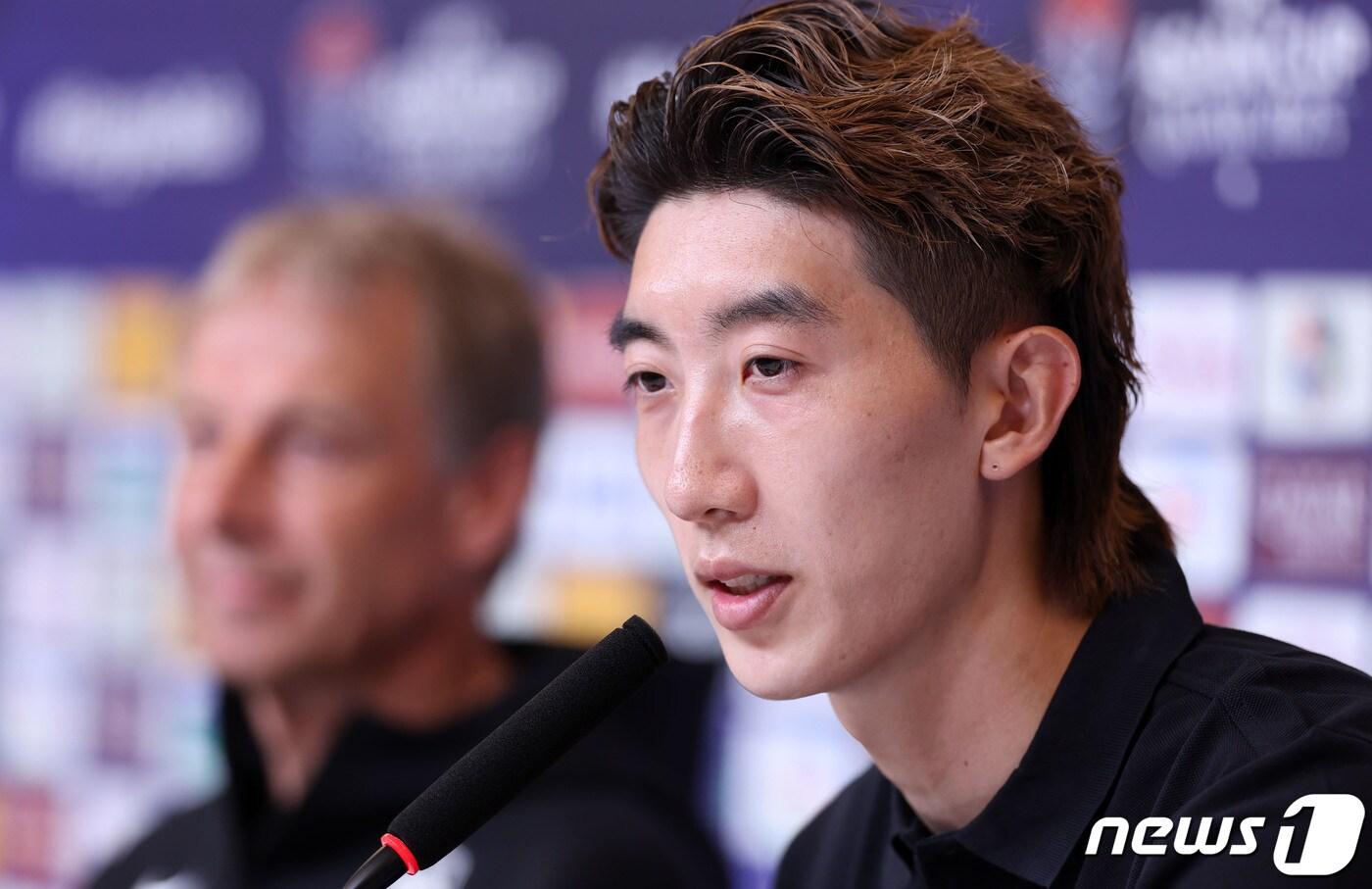 본문 이미지 - 2023 아시아축구연맹(AFC) 카타르 아시안컵에 출전 중인 대한민국 축구대표팀 조현우가 24일(현지시간) 카타르 도하 메인미디어센터(MMC)에서 열린 공식 기자회견에서 출사표를 밝히고 있다. 2024.1.24/뉴스1 ⓒ News1 김성진 기자