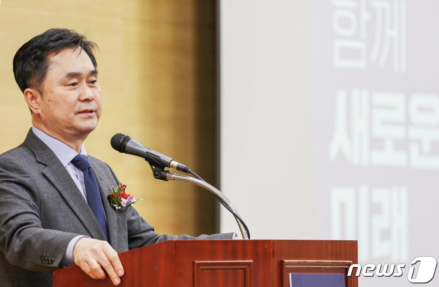 본문 이미지 - 김종민 미래대연합 공동창당준비위원장이 27일 광주 김대중컨벤션센터에서 열린 새로운미래 광주시당 창당대회에서 축사를 하고 있다. 2024.1.27./뉴스1 ⓒ News1 김태성 기자