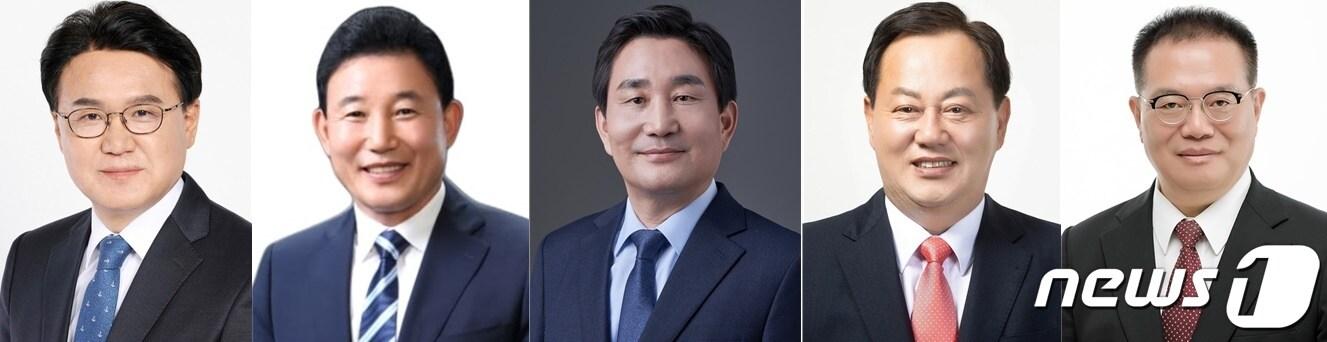 본문 이미지 - 대전 중구 22대 국회의원 후보군. 왼쪽부터 더불어민주당 황운하·박용갑·정현태, 국민의힘 이은권·강영환. /뉴스1