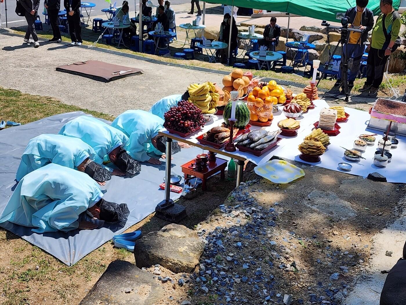 본문 이미지 - 김해 신천리 이팝나무_동제.