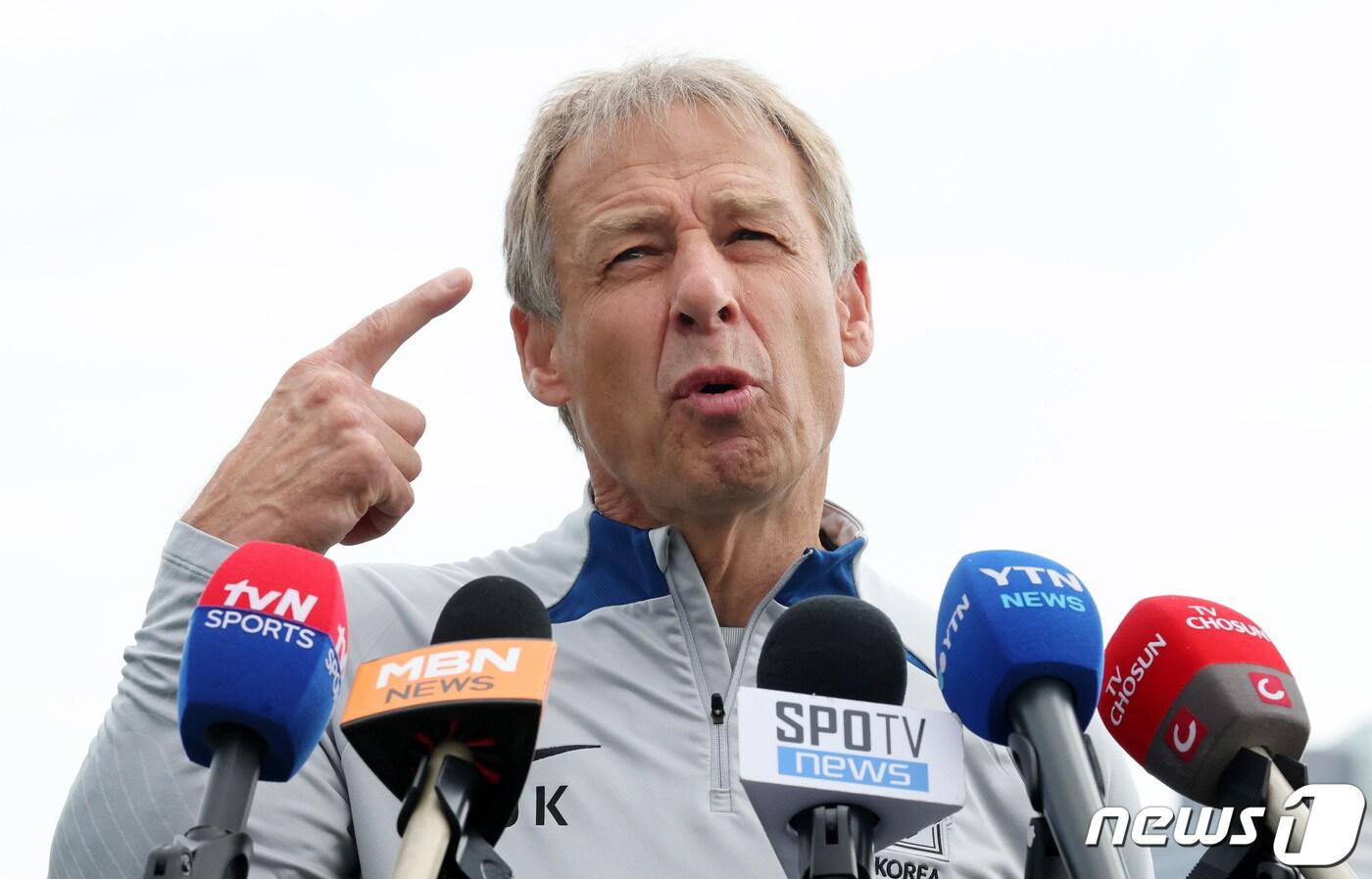 본문 이미지 - 한국 대표팀 감독 시절의 위르겐 클린스만 감독 2024.1.31/뉴스1 ⓒ News1 김성진 기자