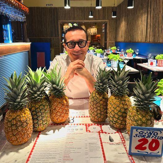 본문 이미지 - 파인애플 피자를 출시한 지노 소르빌로 <출처=지노 소르빌로 페이스북 캡처>