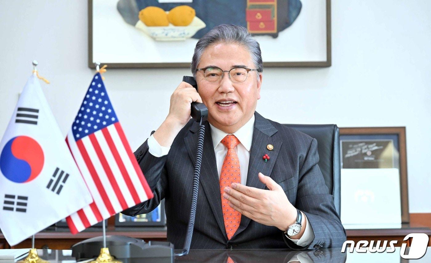 본문 이미지 - 박진 외교부 장관이 5일 토니 블링컨 미국 국무장관과 가미카와 요코(上川 陽子) 일본 외무상과 전화통화를 가졌다. (외교부 제공) 2024.01.05./뉴스1