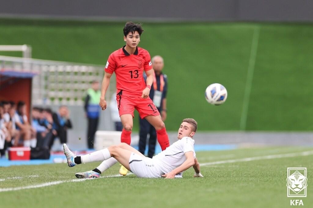 본문 이미지 - 한국과 요르단의 경기 모습(대한축구협회 제공)