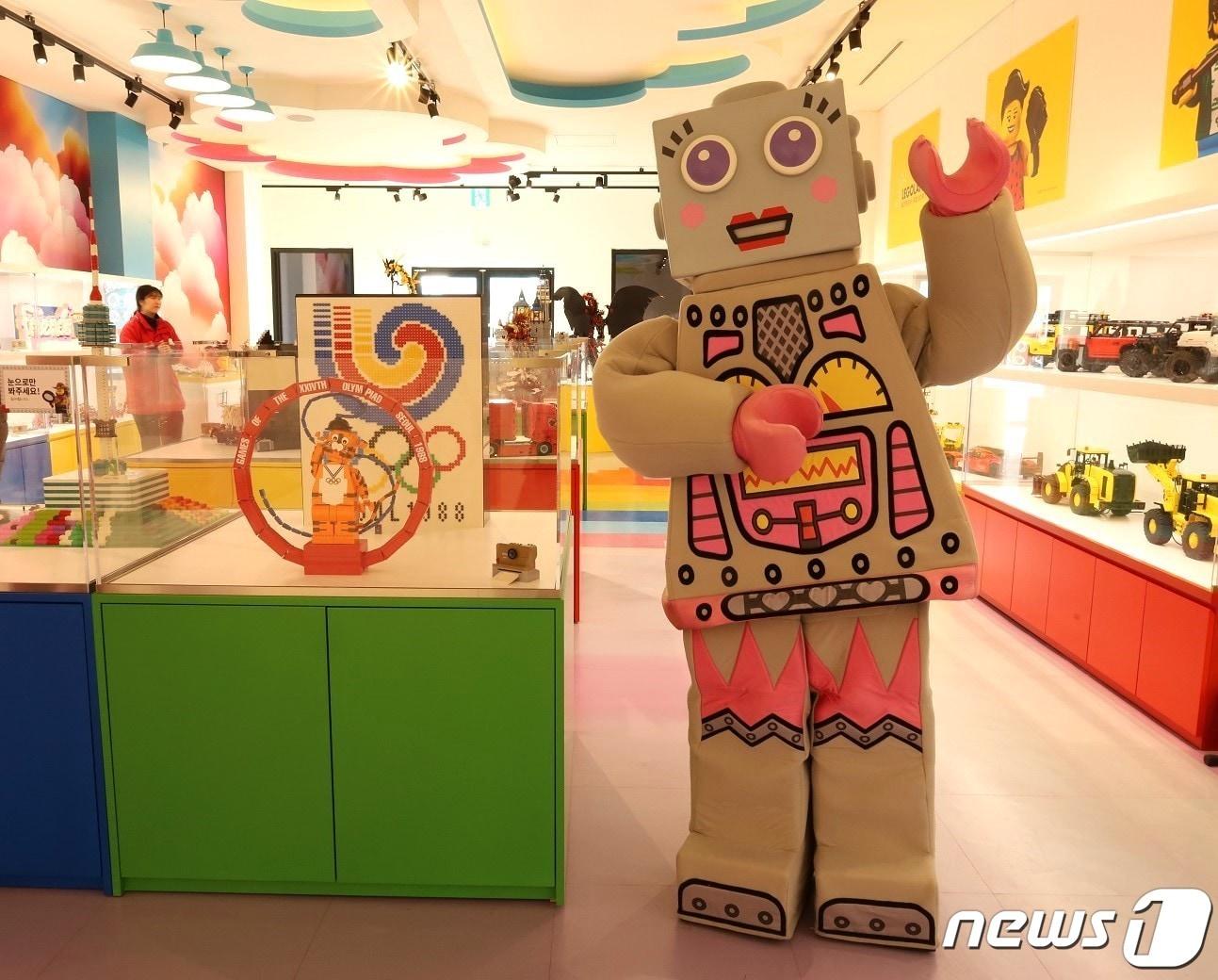 본문 이미지 - 총 61개의 레고 작품이 전시되는 '레고랜드 브릭 전시회'.(레고랜드 제공)/뉴스1