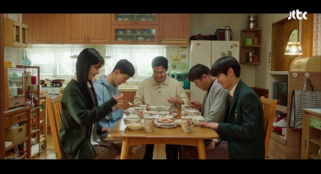 본문 이미지 - JTBC '조립식 가족' 방송 화면 캡처