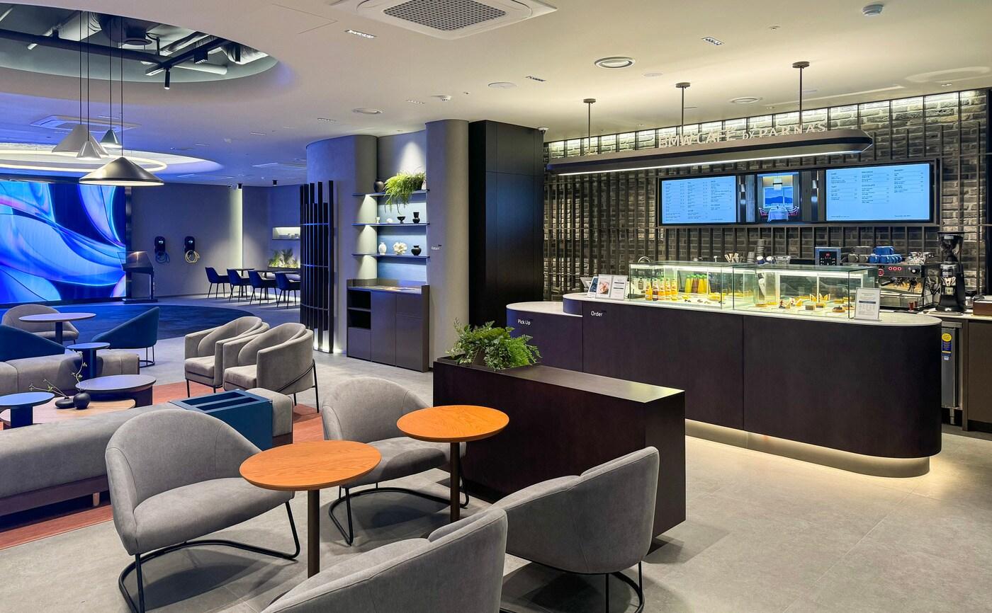  BMW 카페 by 파르나스.(파르나스호텔 제공).