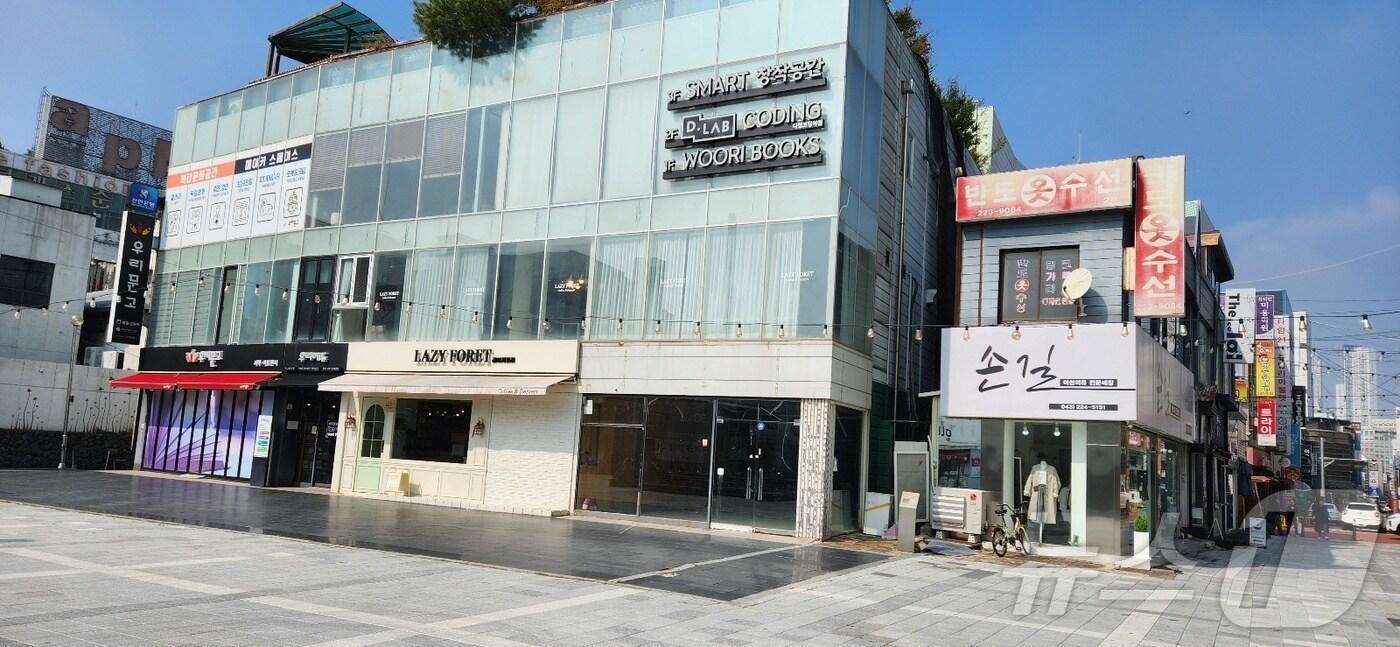 본문 이미지 - 성안길 우리문고