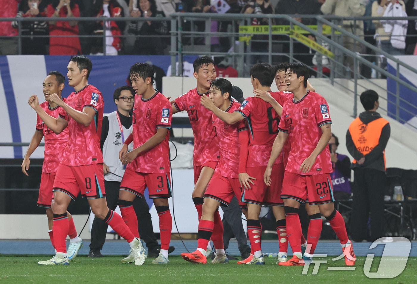 본문 이미지 - 한국 축구대표팀.2024.10.15/뉴스1 ⓒ News1 구윤성 기자