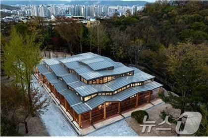 본문 이미지 - 오동숲속도서관. (성북구 제공)ⓒ 뉴스1