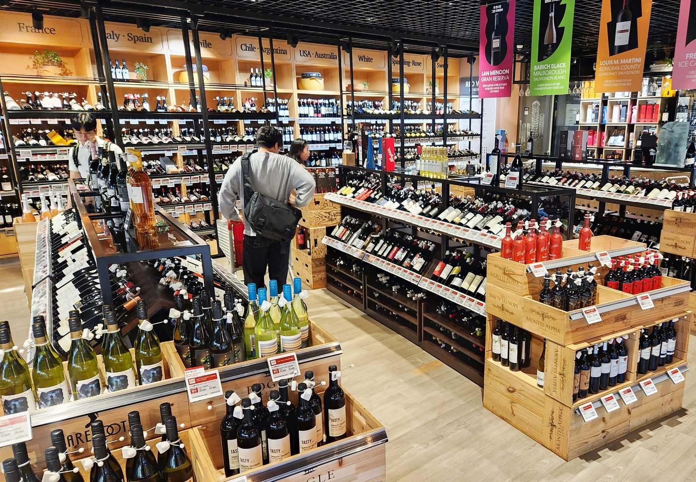 롯데마트 월드타워점 주류매장 전경(롯데마트 제공).
