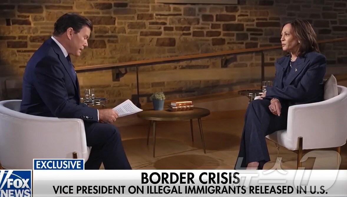 본문 이미지 - 카멀라 해리스 미국 부통령이 16일(현지시간) 폭스뉴스 수석 앵커 브렛 바이어와 인터뷰하는 장면.(폭스뉴스 갈무리).