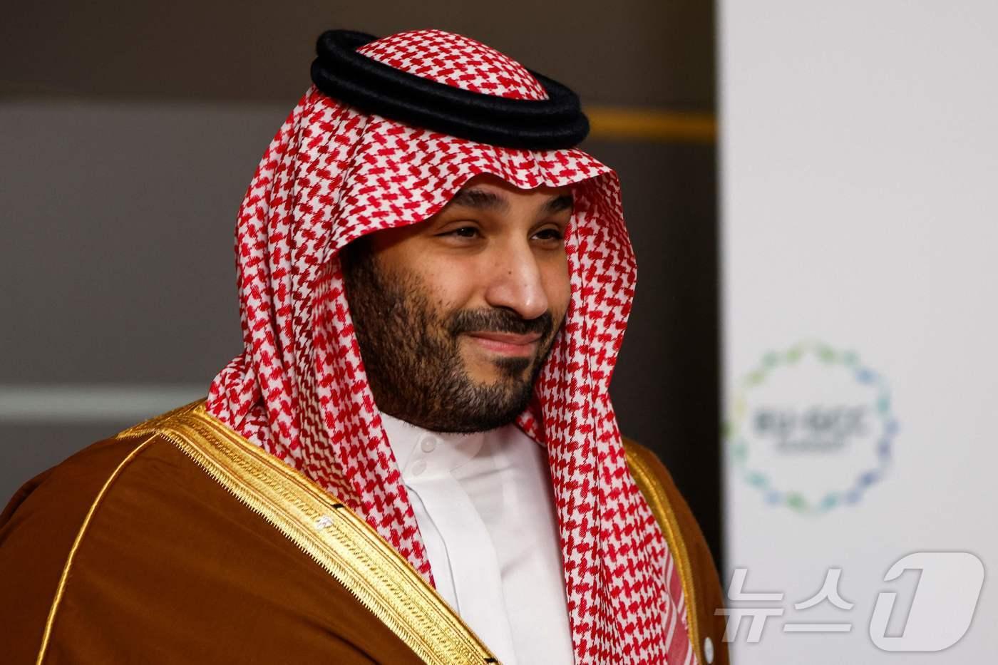 무함마드 빈 살만 사우디아라비아 왕세자가 16일 (현지시간) 벨기에 브뤼셀에서 열린 EU와 걸프협력회의(GCC）첫 정상회의에 도착을 하고 있다. <자료 사진> 2024.10.17 ⓒ AFP=뉴스1 ⓒ News1 우동명 기자